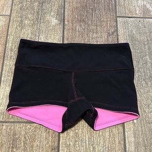 Lululemon Women’s Black and Pink Boogie Shorts
